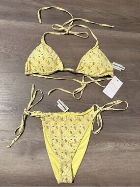 Dippin Daisys NWT String Bikini Set